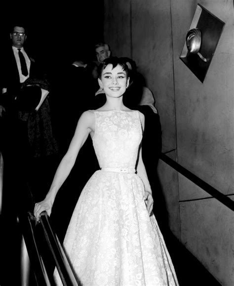 robe audrey hepburn givenchy|audrey hepburn 1954 oscar dress.